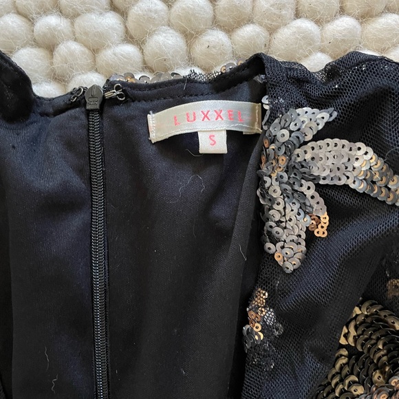 Sequined romper - Picture 2 of 2